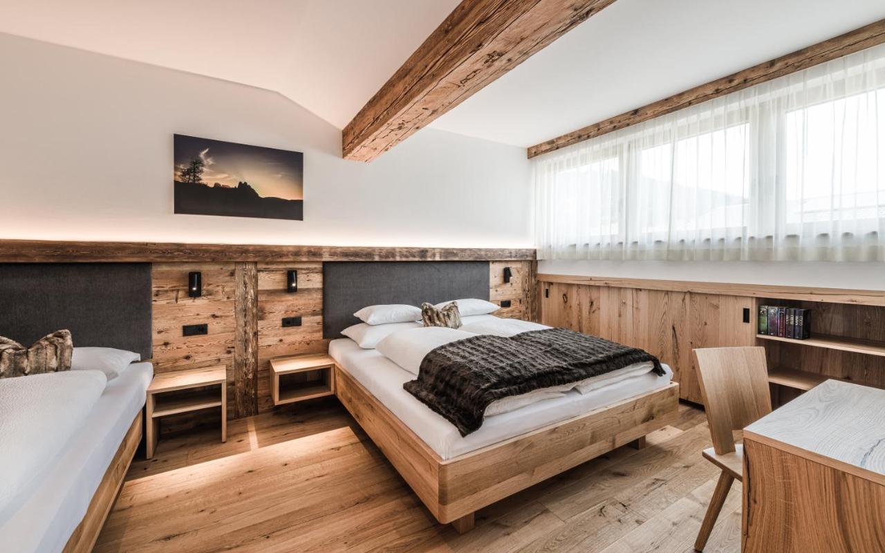 Biohof Untergroeber Apartment Braies  Luaran gambar