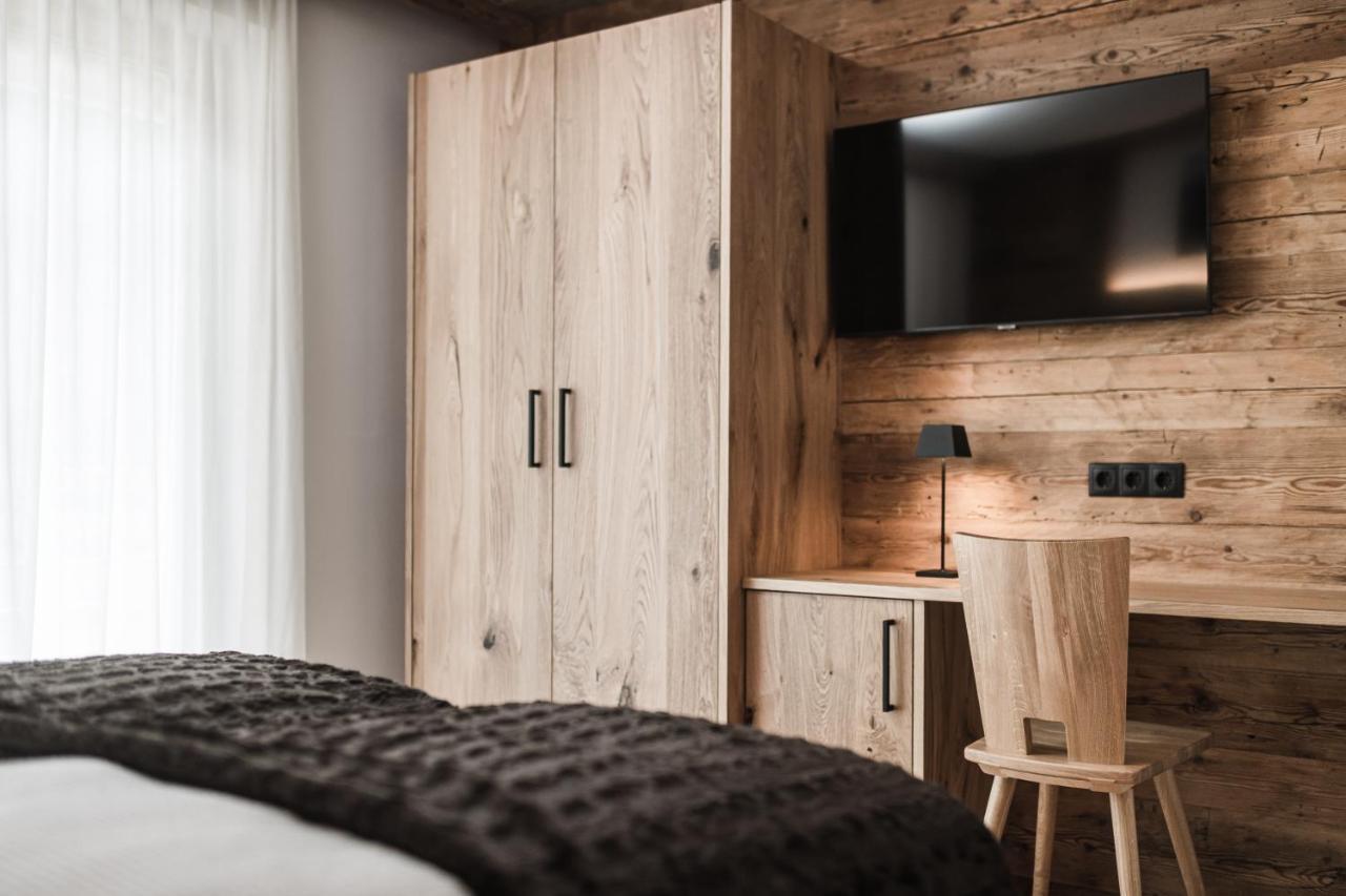 Biohof Untergroeber Apartment Braies  Luaran gambar