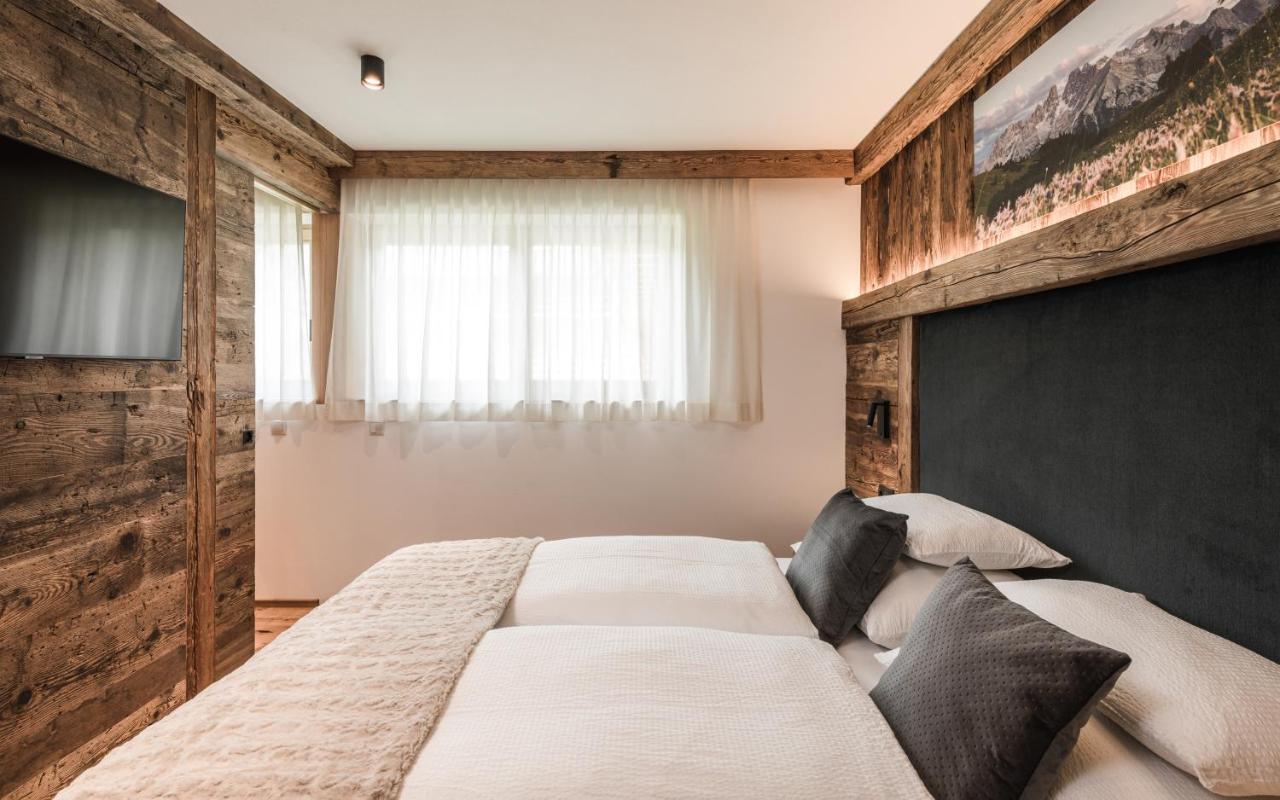 Biohof Untergroeber Apartment Braies  Luaran gambar